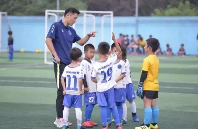 少儿足球课程安排,少儿足球暑假训练营