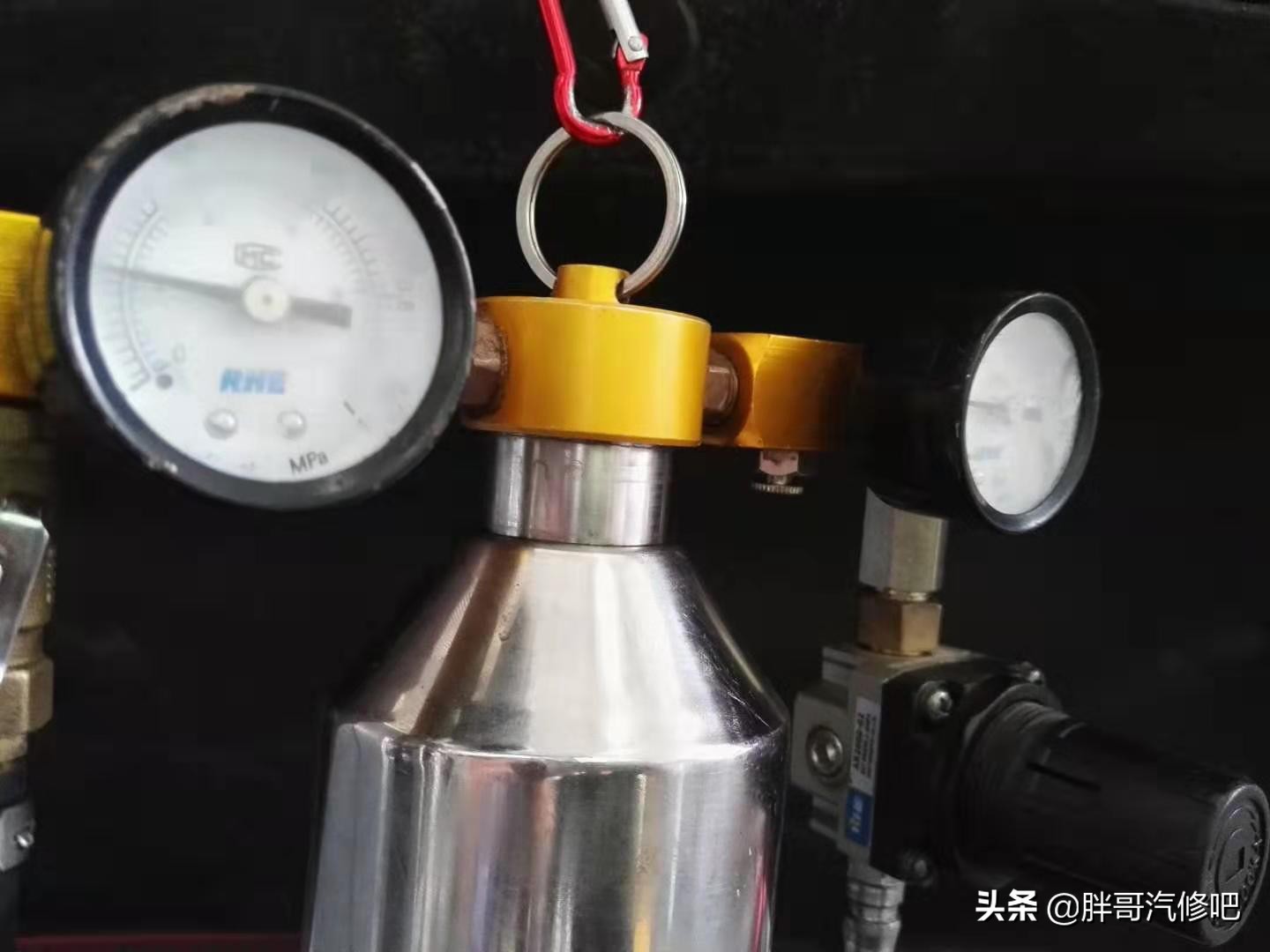 燃油过稀发动机故障灯亮怎么解决,燃油不好发动机故障灯亮报什么码