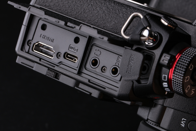 松下全幅无反s1r拆解,松下无反s1相机价格