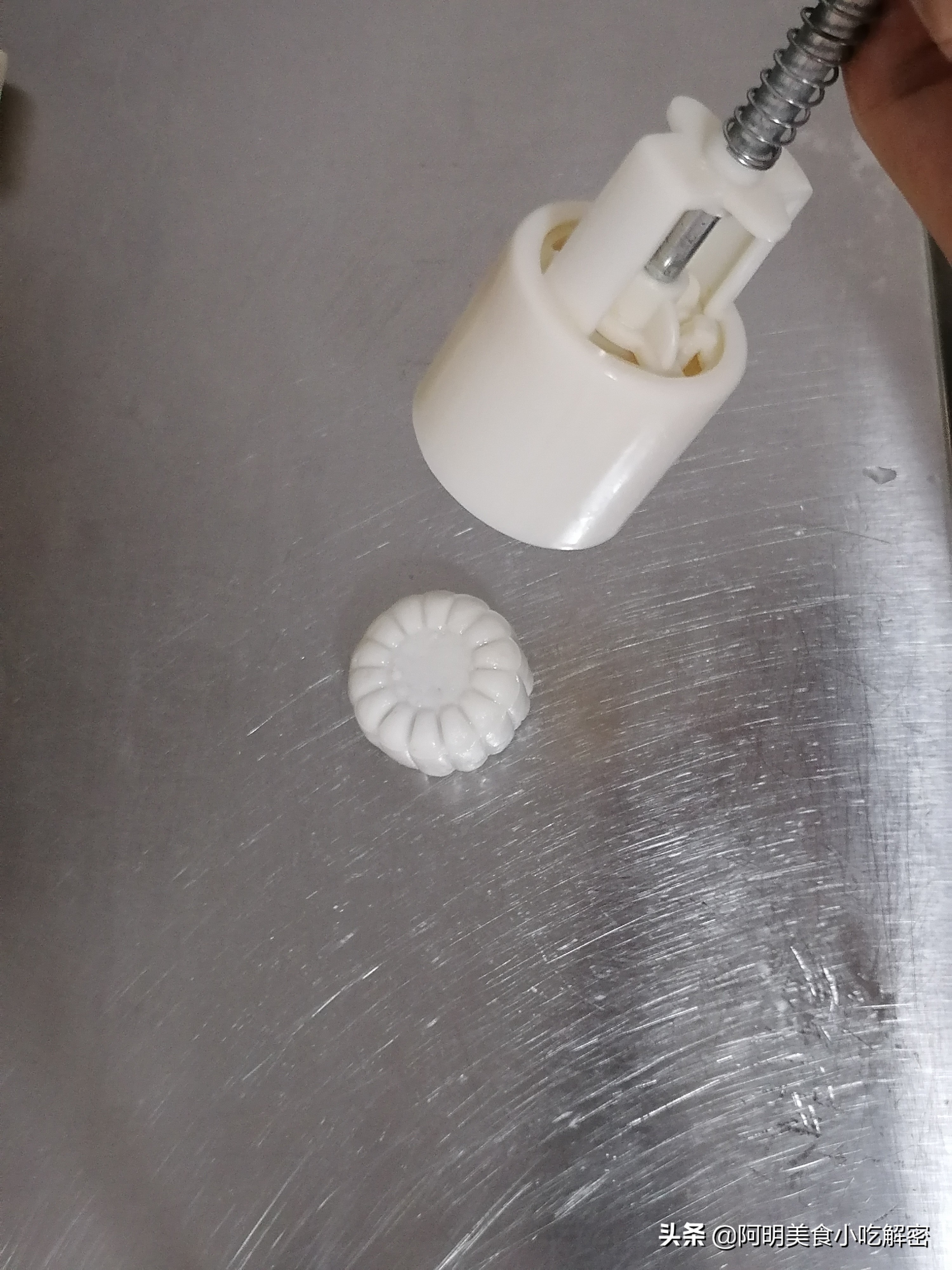 天气热了做绿豆糕,天气转热今天教大家做一道绿豆糕