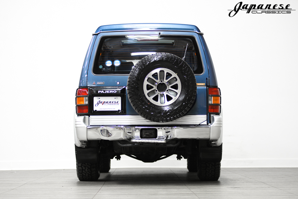 国外91年二手帕杰罗至今仍卖7万人民币看品相你觉得值么？