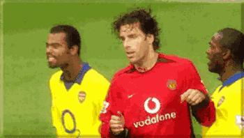 弗格森施压裁判,弗格森公开给穆里尼奥施压