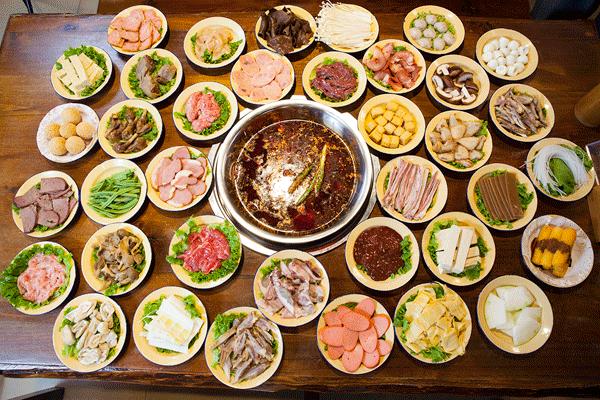 3块8重庆市井火锅,物价回到十年前的超市