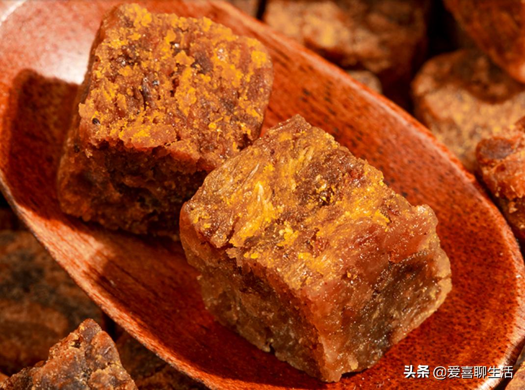 元旦将至，女生若工资允许，建议囤这5种零食，招待客人有面子