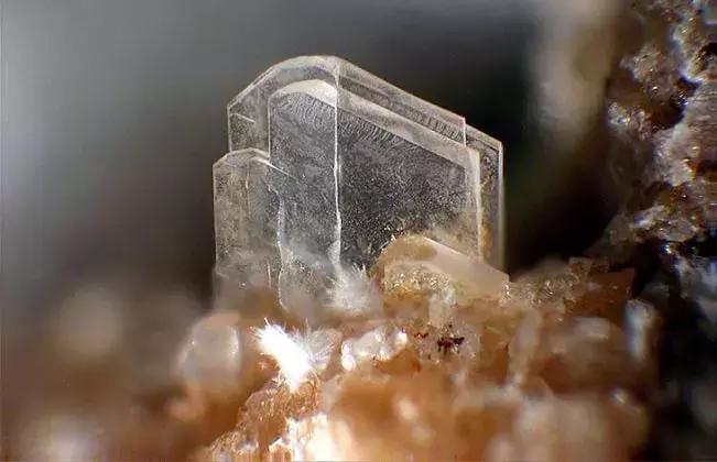 印度月光石矿物,月光石有气泡吗