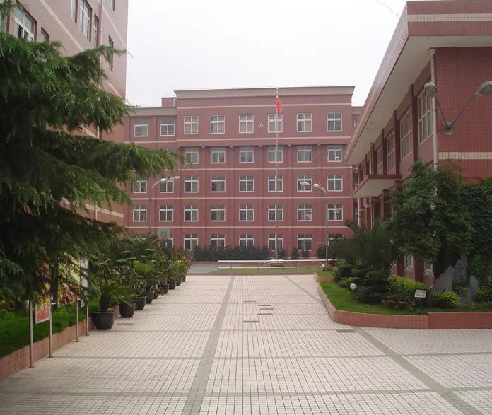 上海即将改名的5所大学,上海市正在崛起的十所学校