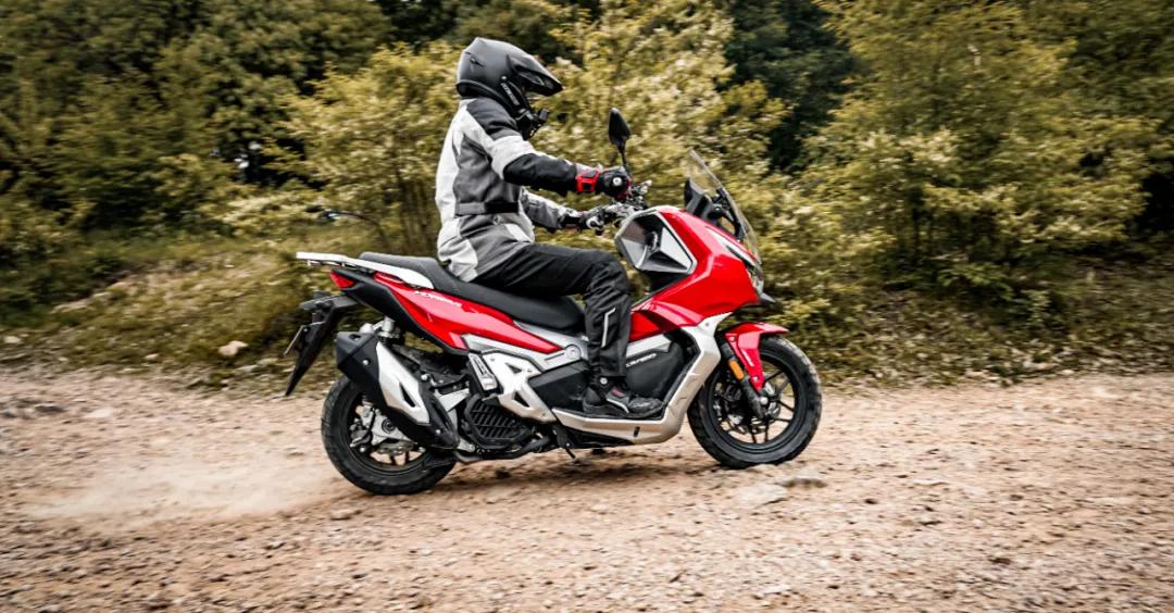 大阳ADV150胖虎试驾:真正的跨界踏板,兼顾城市越野可玩性极高