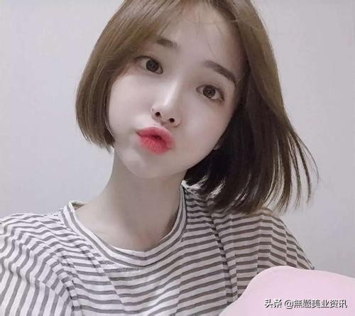 短发留长尴尬期发尾翘起来怎么办,短发发尾老是翘起怎么办