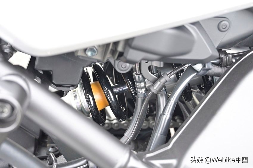 闆呴┈鍝坱racer9鍥藉唴鍞环,闆呴┈鍝坱racer9gt璇勬祴