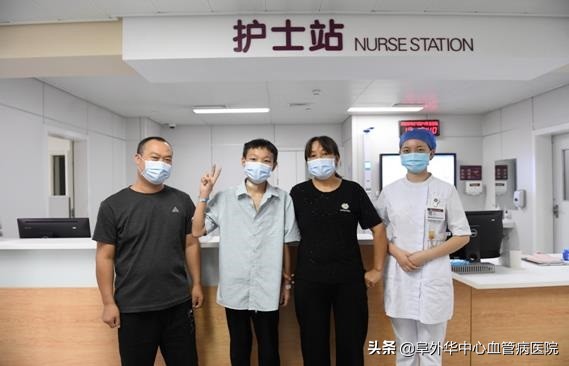 漏斗胸鸡胸矫正术,少年漏斗胸非手术治疗办法