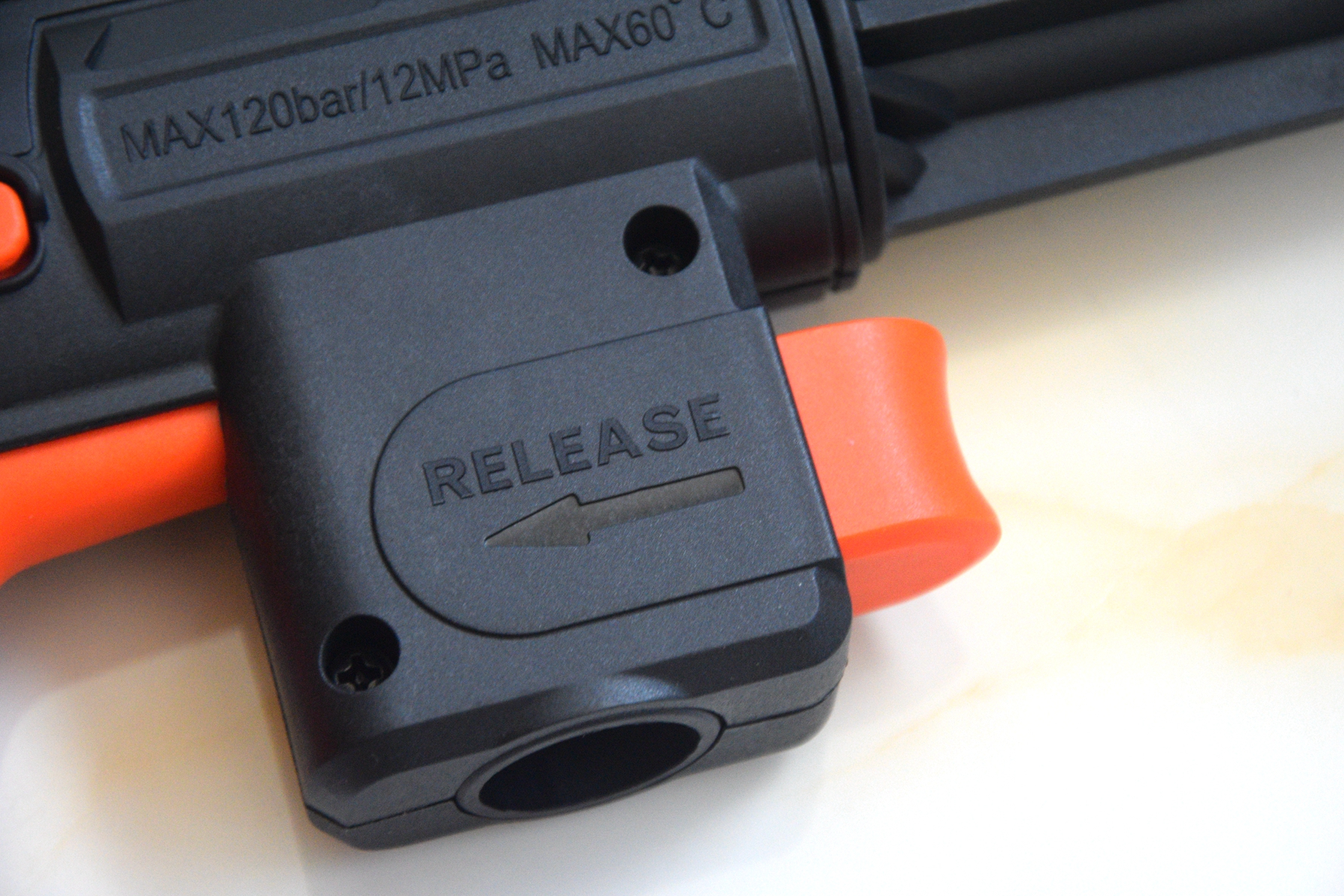 亿力黑骑士洗车机质量怎么样呢,家用亿力黑骑士洗车机洗车视频