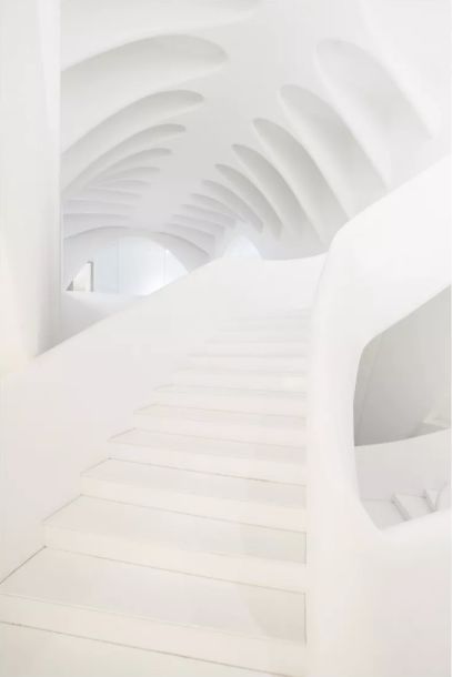 玛丝菲尔女装,玛丝菲尔女装适合哪一类女性