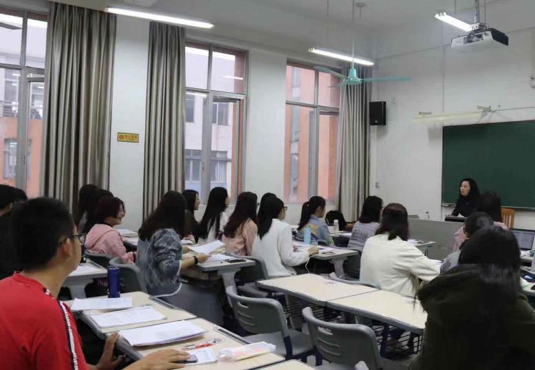 天价校服600元,“天价校服”事件