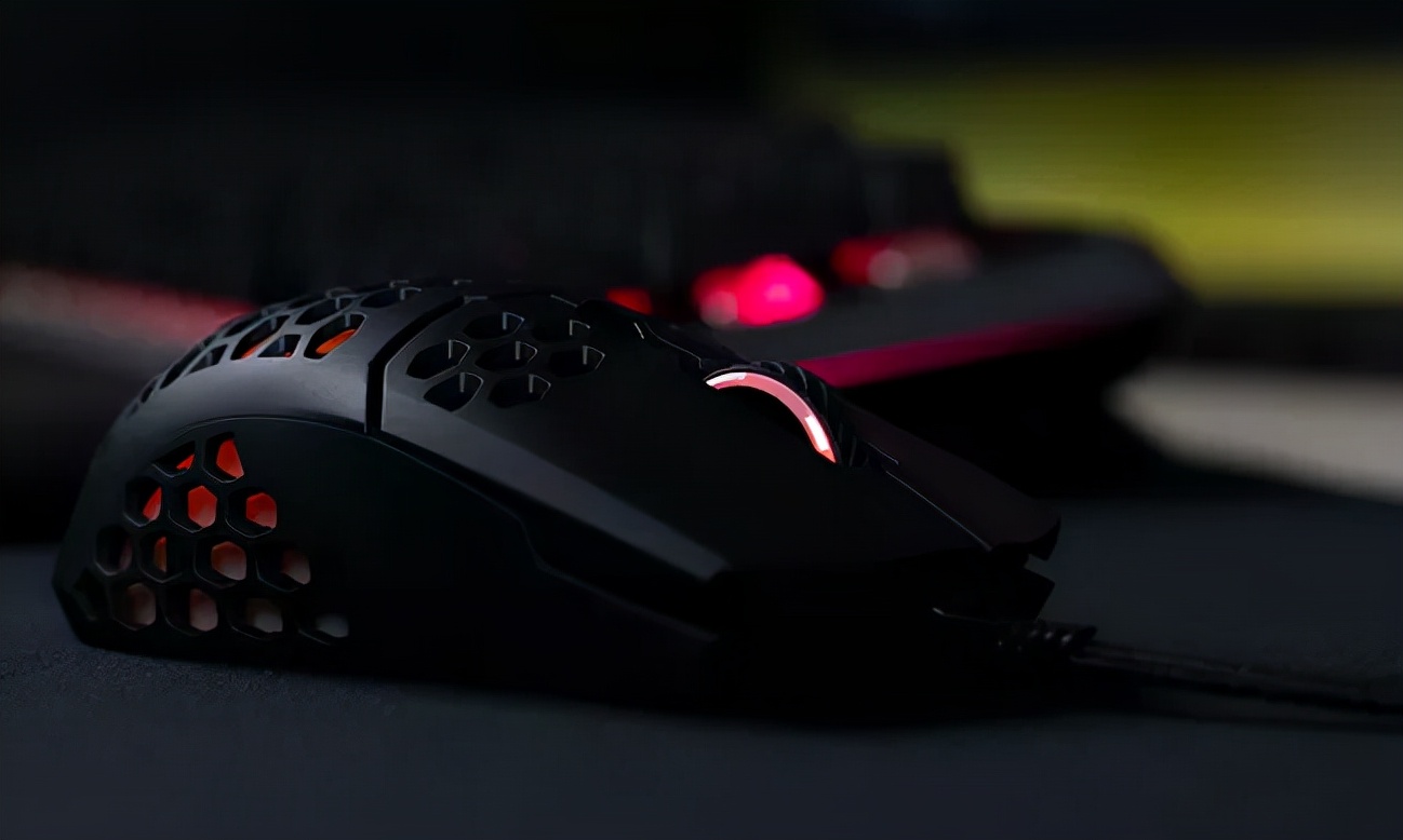 双11游戏键盘推荐最值得入手的,2018最值得入智的游戏外设