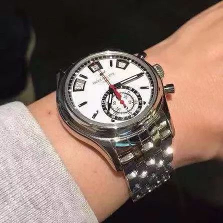 一入表坑深似海，居然有人一年买了24块手表？