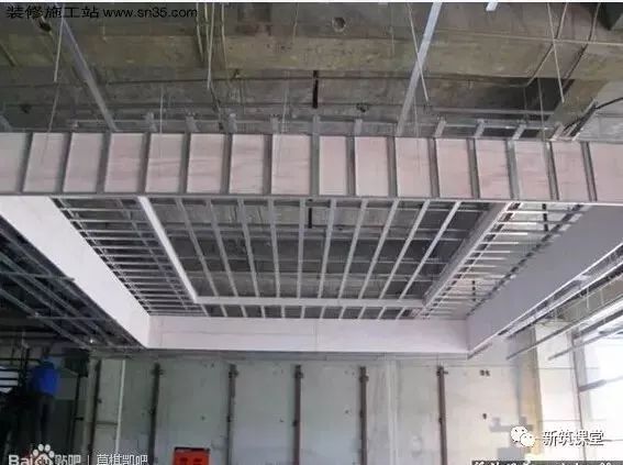 轻钢龙骨石膏板造型吊顶施工视频,石膏板天花吊顶施工全过程