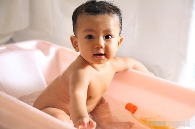 宝宝大便后能用湿巾擦吗,婴儿大便后可以用湿巾吗