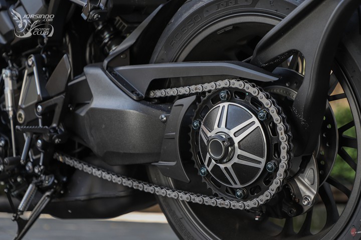 本田cbx1000摩托车试驾,试驾本田CB1000R