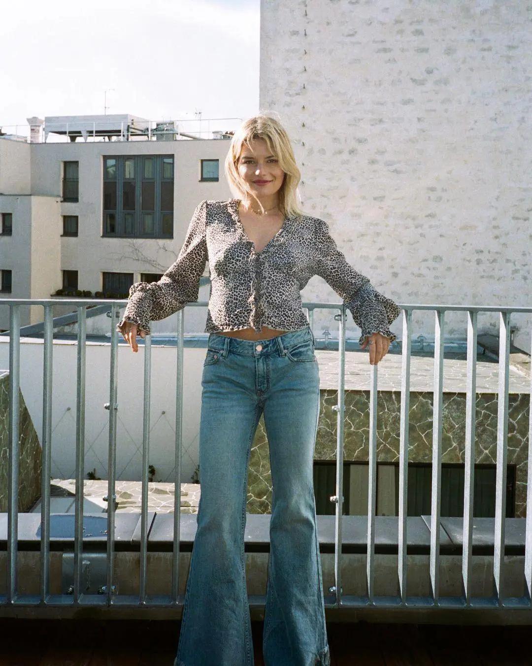 什么样的脸型适合什么样的领口,衬衫大领口好看还是小领口好看