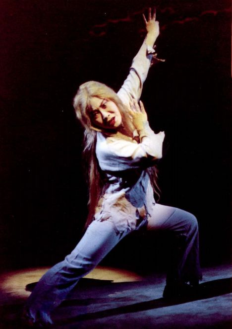 郭兰英哭了现场视频,郭兰英的三哭殿全场