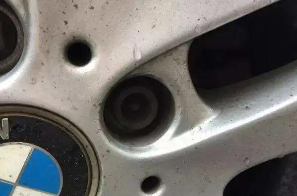 汽车轮毂防盗螺丝,轮毂防盗螺丝有必要换普通螺丝吗