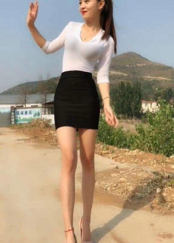 醉人情歌完整版伴奏,醉人情歌粤语版原唱