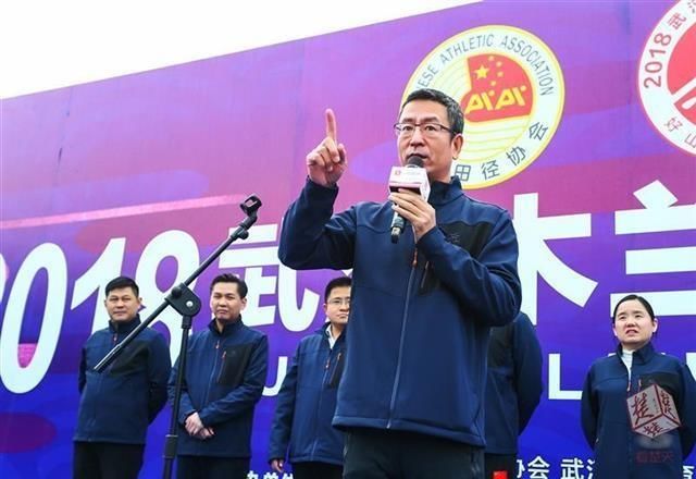 白岩松谈跑步改善人生,白岩松谈跑步坚持下去就成了乐趣