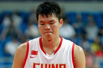 揭秘朱芳雨与现任妻子的恩爱秘密,朱芳雨三次婚姻