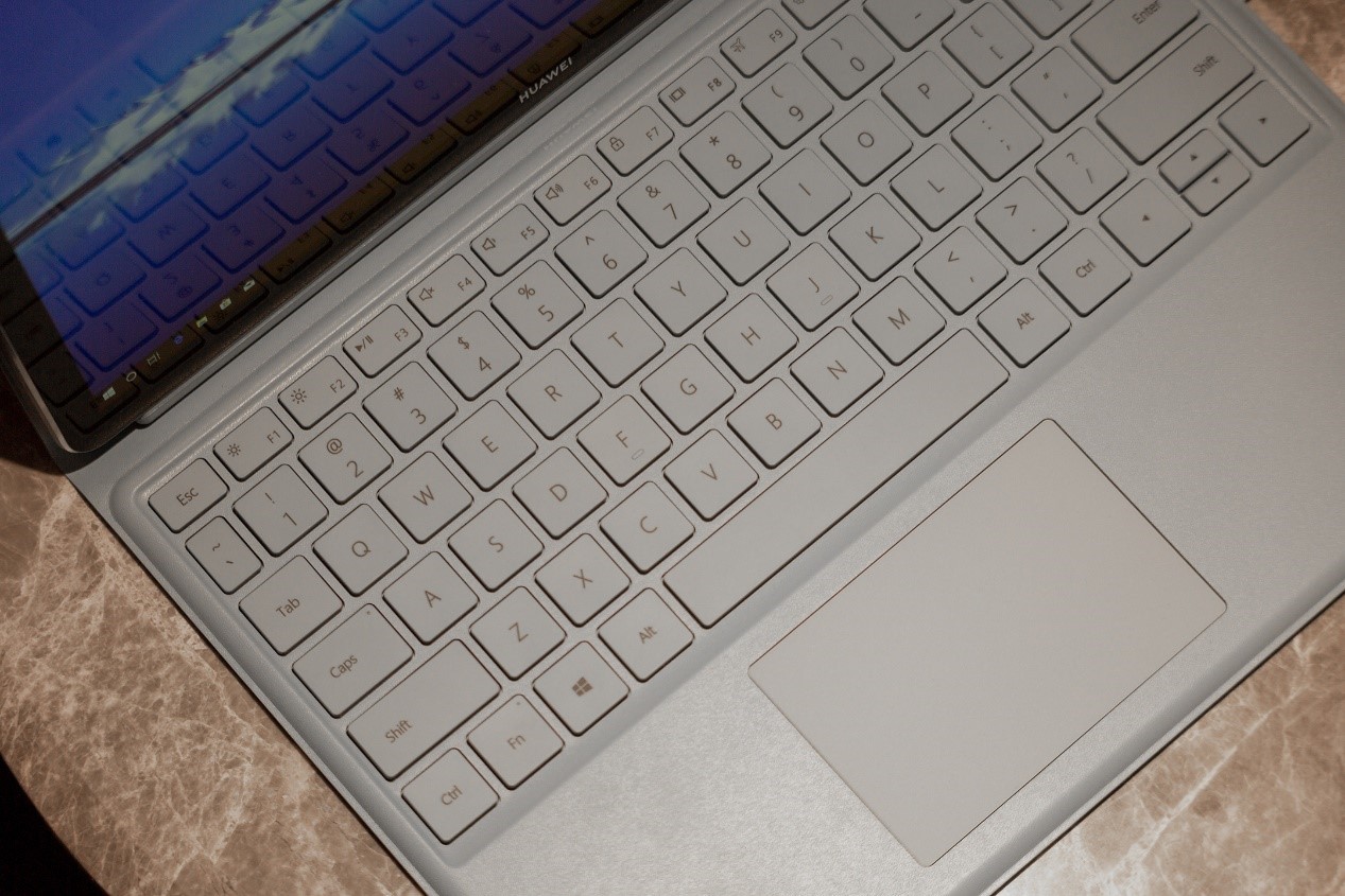 华为matebooke评测,huaweimatebooke二合一测评