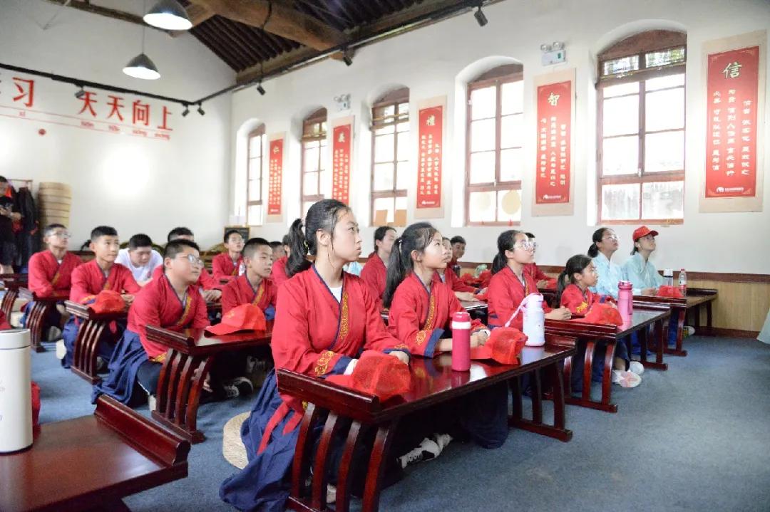 新学道旗下有几所学校,新学道学校重庆