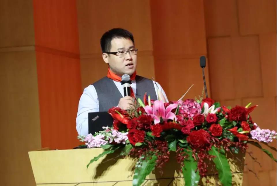 容光汇聚“双十”路，奋楫扬帆再起航