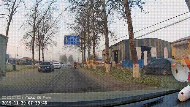 盯盯拍e5行车记录仪操作演示,盯盯拍流媒体大屏行车记录仪e5