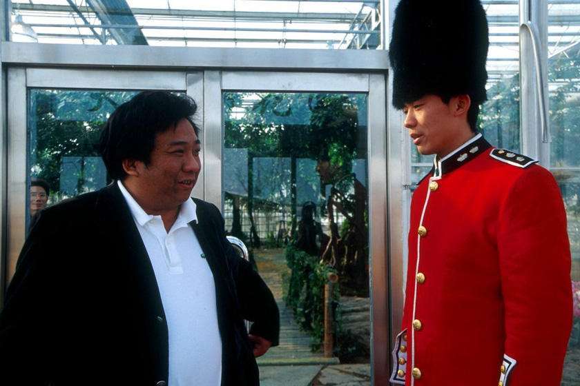 1999年缔造沈阳荷兰村，4年后锒铛入狱，中国第二富豪沉浮录