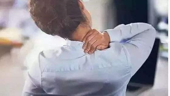 如何选择一款舒服的枕头,高枕无忧选枕头是越高越好吗