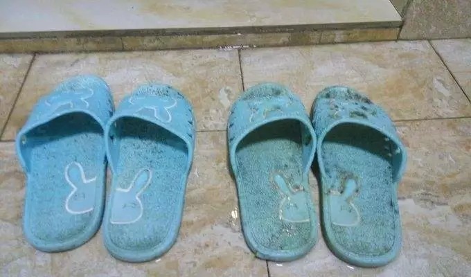 踩上去像云一样软的拖鞋,超级舒服踩在云端的拖鞋