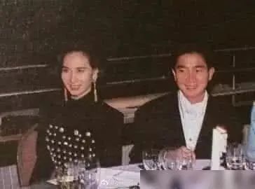 世纪婚礼何超莲,1991年何超琼结婚陈百强来了吗