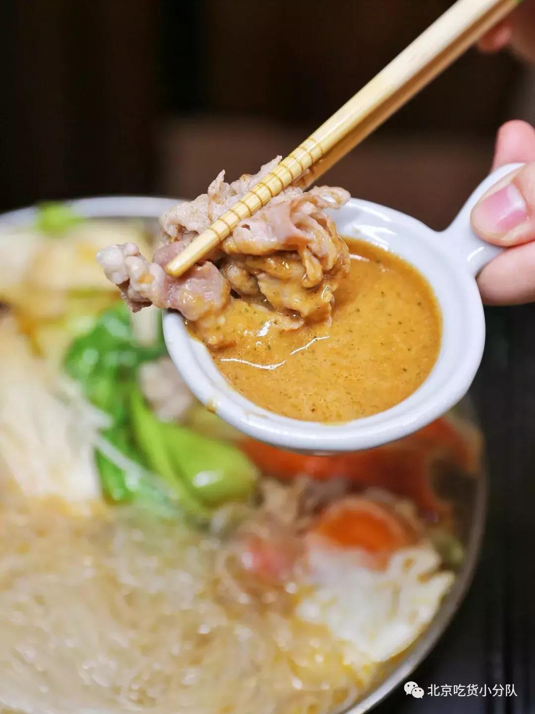 台湾最有人气的便当店,专做外卖卤肉饭