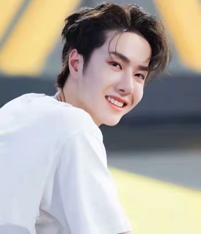 王一博有代言的吸尘器吗,王一博最新代言的厨具