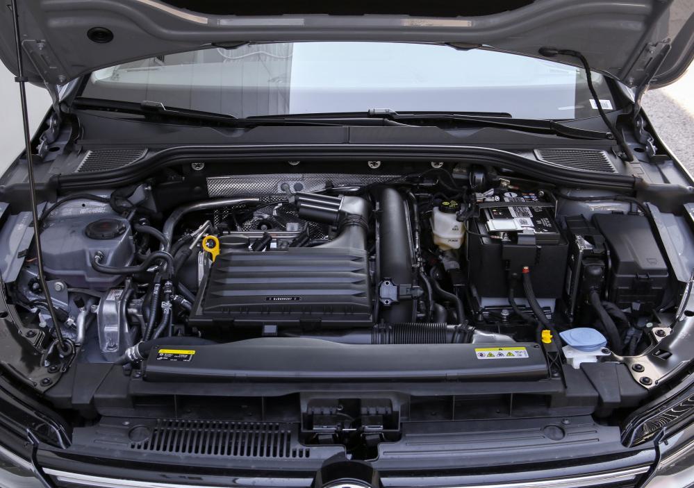 高尔夫进口1.4t双涡轮动力提升,大众高尔夫自吸耐用吗