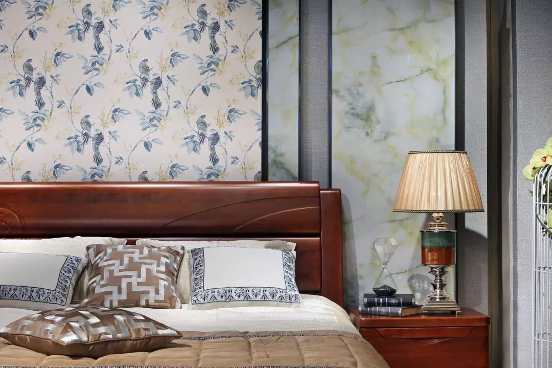 实木的大床好吗,实木大床睡觉就是舒服