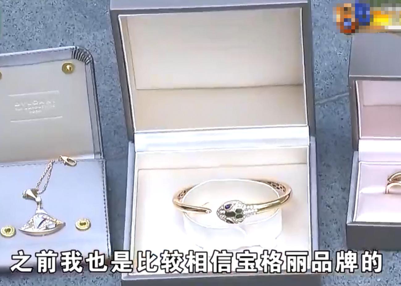 几千块钱买的戒指结果掉了,买的宝石戒指不到一天宝石就掉了