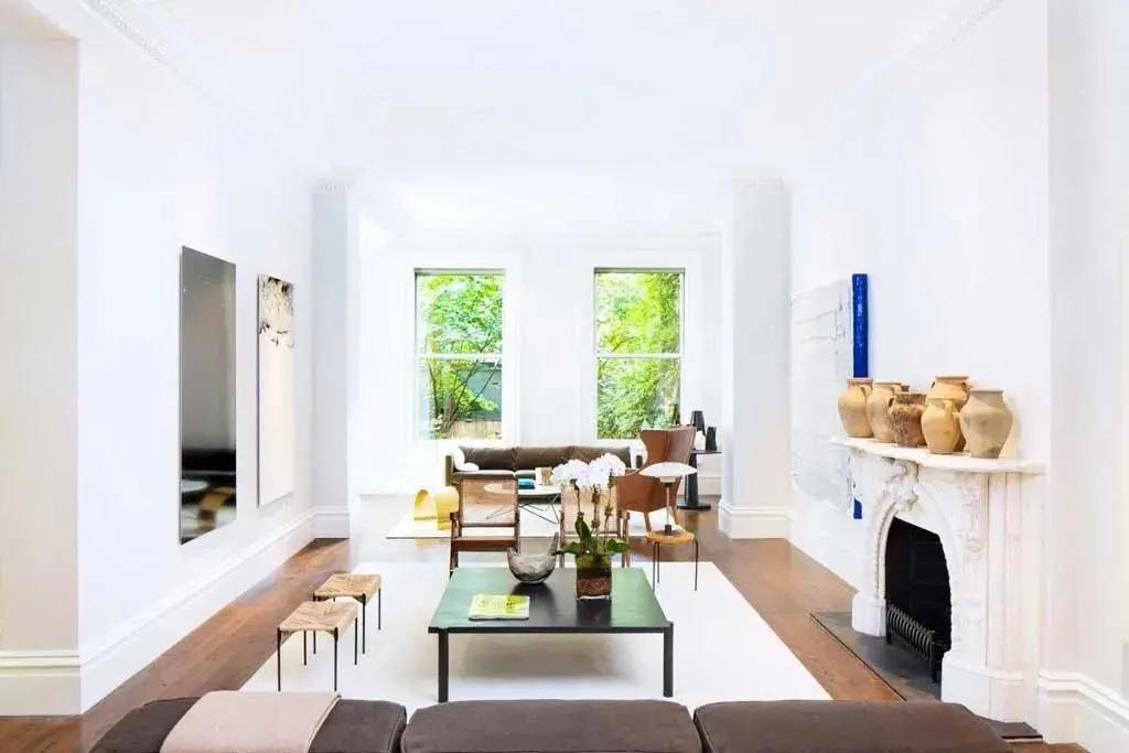 “不要男人只要房子”的她，10年后怎么样了？