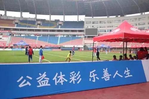 80后的体育课才叫体育课,80后土味视频