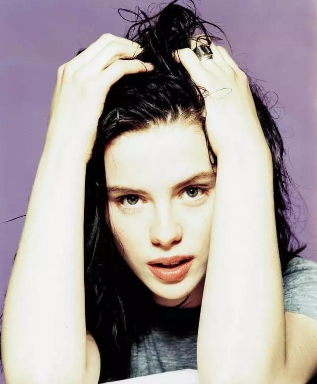 被誉为英伦玫瑰的女人们,英伦玫瑰凯拉奈特莉漂亮吗