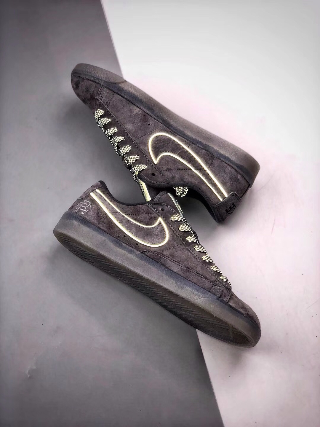 阿迪达斯龙鳞E5,阿迪贝壳头vs耐克aj