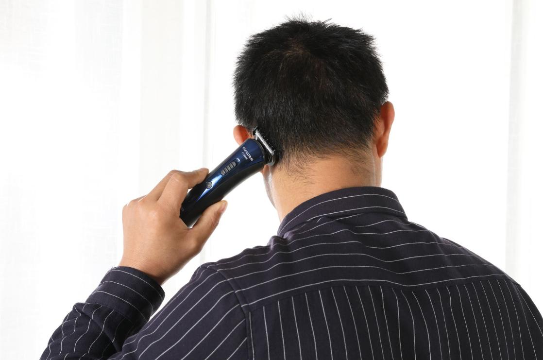 从小白做到美发师要几年,从小白成为美容师