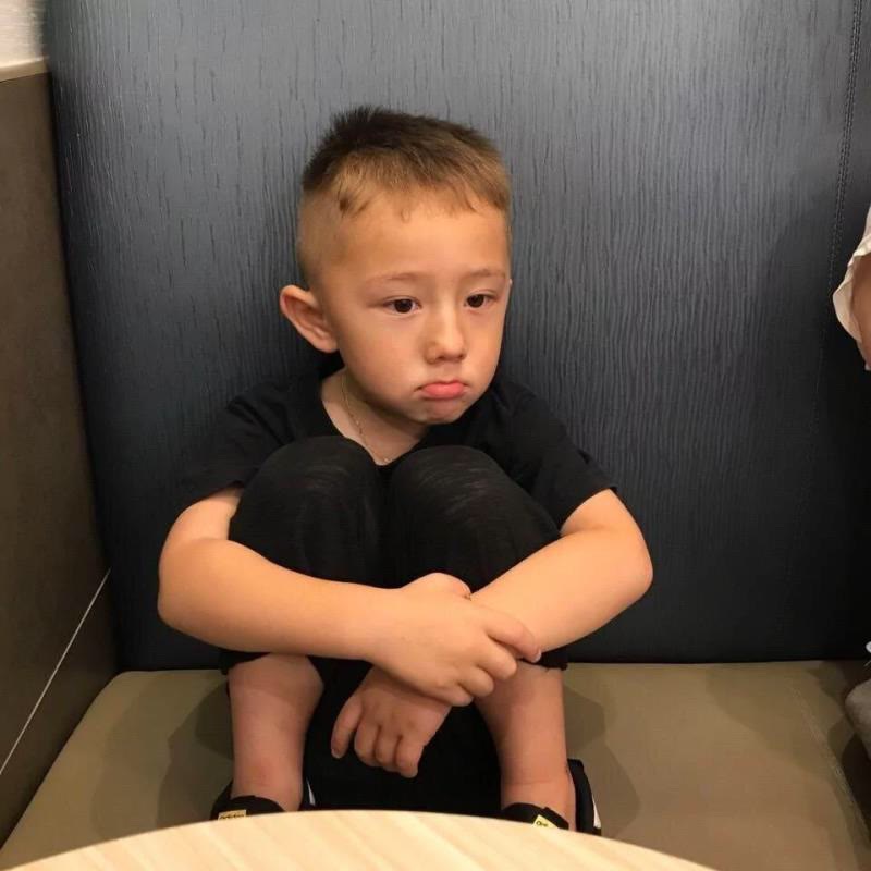 男生头像干净高级质感超酷,永久不换冷门的头像男生励志超酷