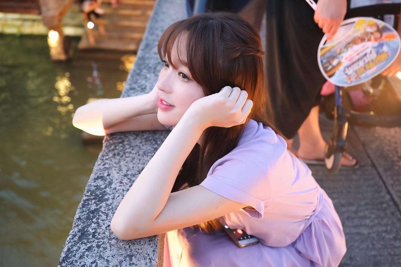 一般送什么礼物才能打动女人的心,怎么表白才能最打动女人的心