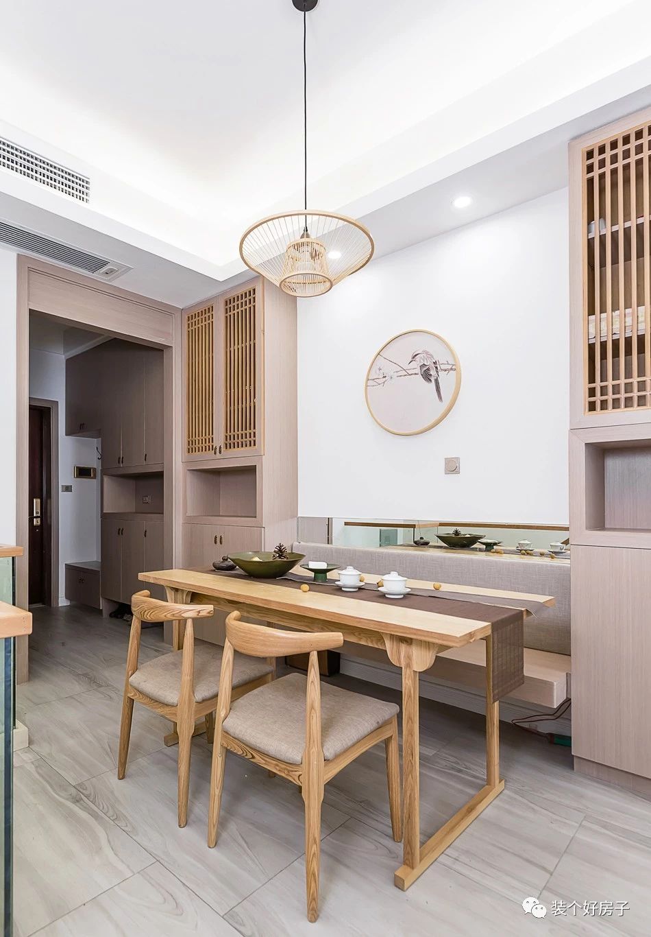 禅意新中式极简茶室风格,原木色书房客厅茶室一体化效果图