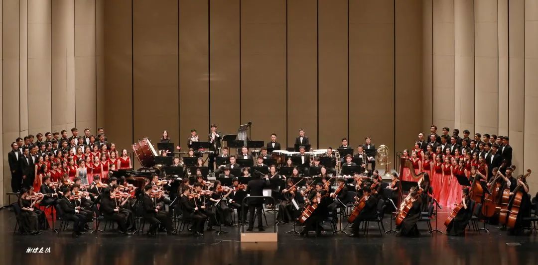 高考中南大学,高考结束来看看学生们的分数